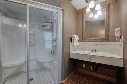 626 4th St, Stillwater MN 55082-4827 exterior