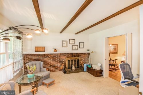 12 Crst Park Ct, Silver Spring MD 20903-1305 exterior