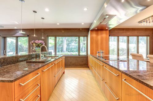 4848 Coyle Ave, Chicago IL 60645-3213 exterior