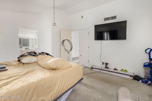 3044 Country Meadow Dr, Tucson AZ  85742-4855 exterior