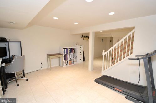 1 Bradford Dr, Southampton NJ  08088-8678 exterior