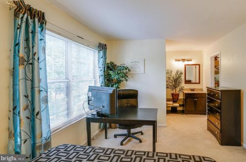 1312 Foxmeadow Dr, Limerick PA 19468-1556 exterior