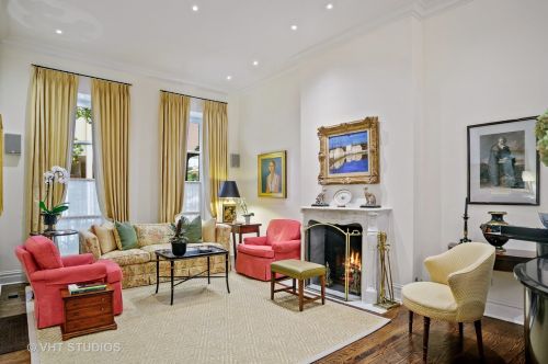 61 Burton Pl, Chicago, IL 60610-1409