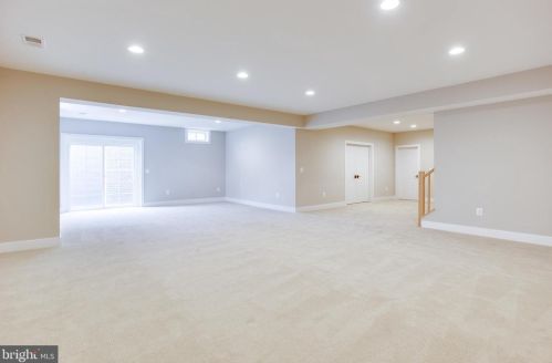 1978 Kirby Rd, Mc Lean VA 22101-5326 exterior