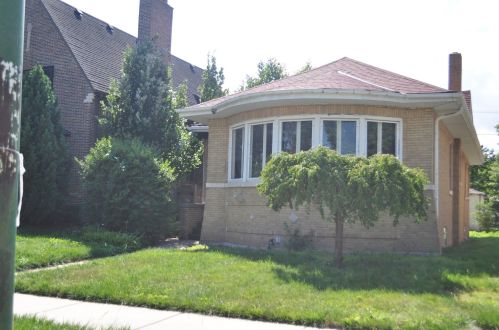 5942 Kolmar Ave, Chicago IL  60646-5808 exterior