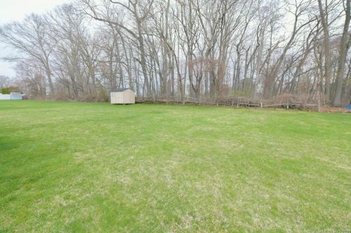 23 Dally Farm Rd, Windsor, CT 06095-4316