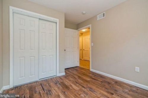 1311 Marshall St, Philadelphia PA 19122-4314 exterior