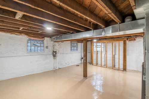 7518 Champlain Ave, Chicago IL 60619-2223 exterior