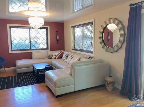 55 Linwood Ave, Cresskill NJ 07626-2103 exterior