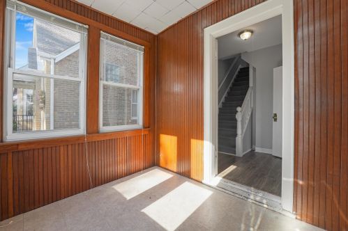 5638 Tripp Ave, Chicago IL 60629-4844 exterior