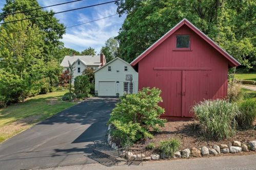 139 Church St, Seymour CT 06483-2503 exterior