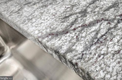 654 Poplar St, Lancaster PA 17603-5535 exterior