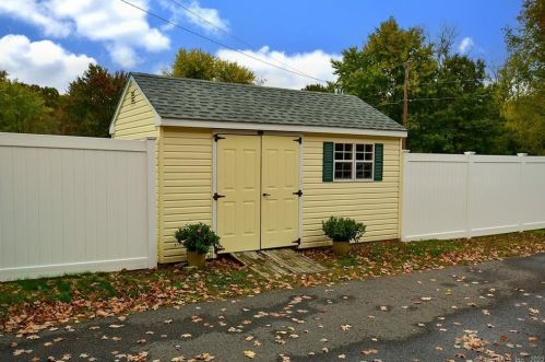 523 Taylor St, Vernon CT 06066-5231 exterior