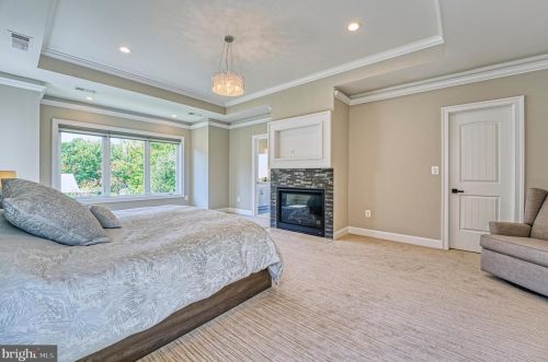 1600 Great Falls St, Mc Lean VA  22101-5079 exterior