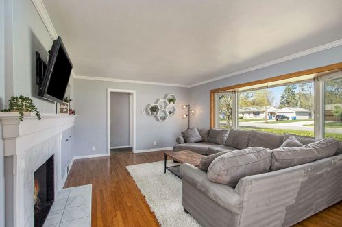 1914 Dorchester Ave, Kalamazoo MI  49001-5217 exterior