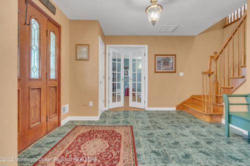 5 Dickens Ct, Jackson Twp NJ  08527-2844 exterior