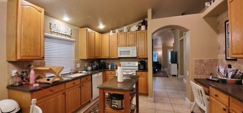 8519 Bay Springs Dr, Orlando FL  32819-4970 exterior