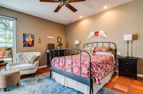 301 Riverview Dr, Georgetown TX 78628-8200 exterior