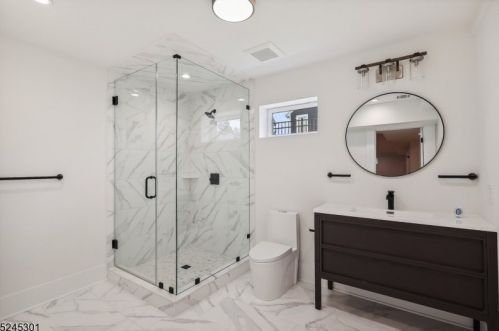 1306 Pleasant Valley Way, Town Center NJ  07052-1421 exterior