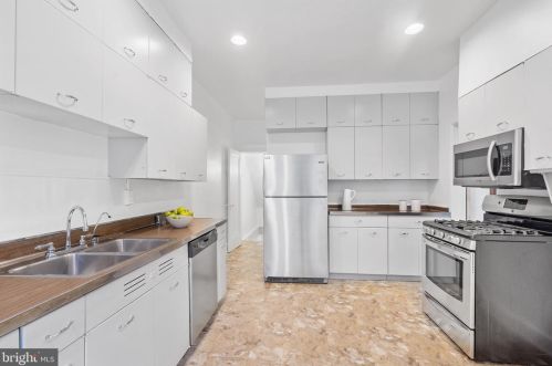 3708 Massachusetts Ave, Washington DC 20016-5812 exterior