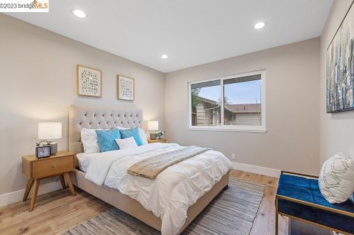 1735 Ancona Ct, Concord CA  94519-1524 exterior