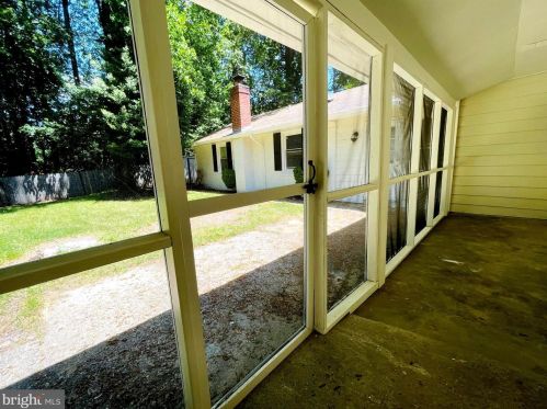 428 Northwest Dr, Silver Spring MD  20901-4417 exterior