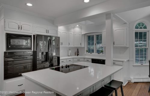 230 Dwight Rd, Middletown NJ 07748-3027 exterior