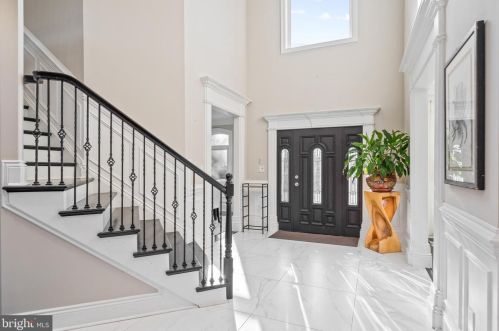 1645 Kirby Rd, Mc Lean VA  22101-3240 exterior