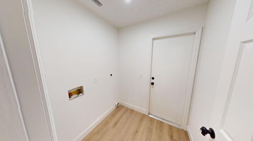 384 Kestor Dr, Fort Pierce FL  34953-5515 exterior