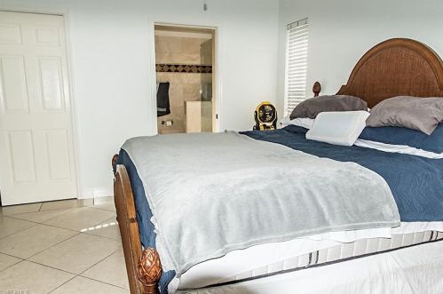 4800 26 Pl, Naples FL 34116-6934 exterior