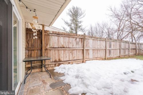 47 Orch Ct, Limerick PA 19468-2911 exterior