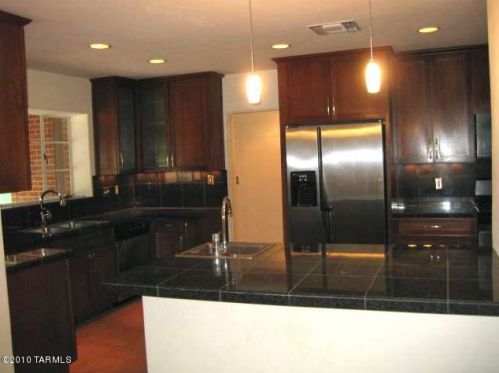 3471 4th St, Tucson AZ  85716-4619 exterior