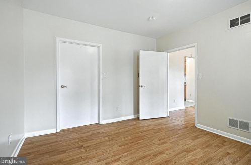 645 Broadway, Hanover PA 17331-2504 exterior