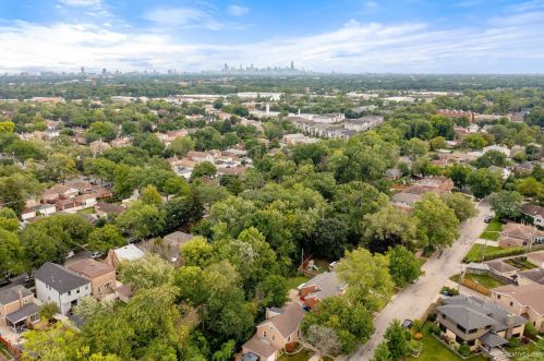 6209 Kostner Ave, Chicago IL 60652-3541 exterior