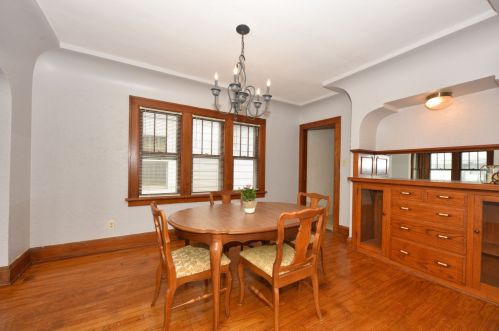 2214 59, Milwaukee WI 53219-2104 exterior