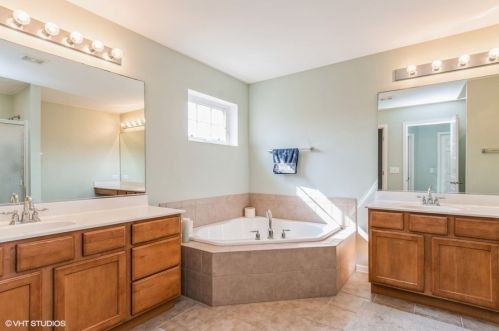 2307 Providence Way, Joliet IL exterior