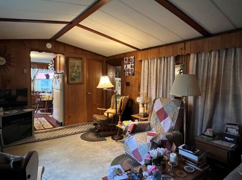 7 Bailey Dr, Concord NH 03303-2700 exterior