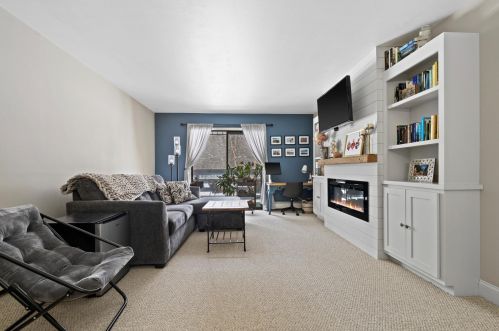 3985 84, Milwaukee WI 53228-2339 exterior