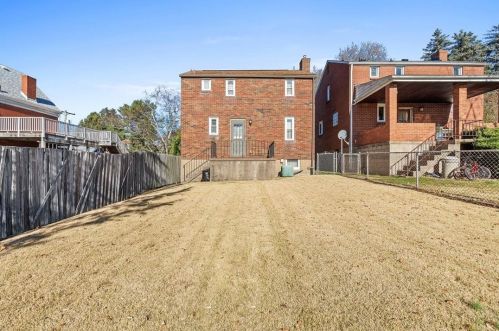 425 Overbrook Blvd, Pittsburgh PA 15210-4405 exterior