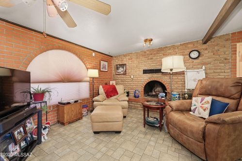 5122 28th St, Tucson AZ  85711-5822 exterior