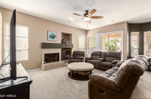 1872 Lantana Dr, Chandler AZ  85248-2170 exterior