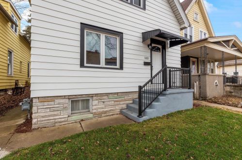 1527 30th St, Milwaukee WI  53208-2405 exterior