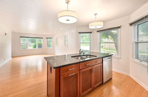 2819 Howell Ave, Milwaukee WI 53207-2054 exterior