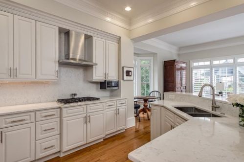 2593 Brookhaven Chase Ln, Atlanta GA 30319-3479 exterior