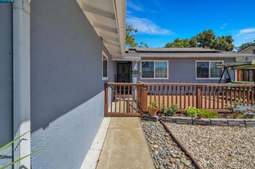 2651 Olivera Rd, Concord, CA 94519-2028