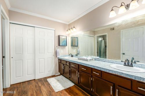 15614 29 Ave, Phoenix AZ 85053-4056 exterior