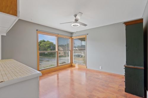 9401 Auer Ave, Milwaukee WI exterior