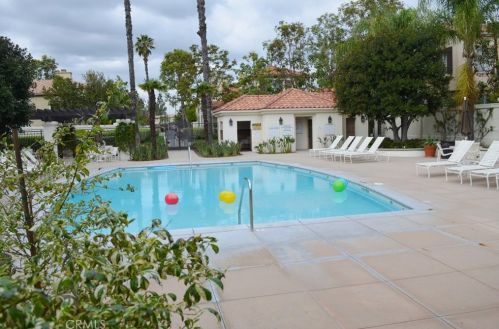 12421 Cardinal Dr, Tustin CA  92782-1188 exterior