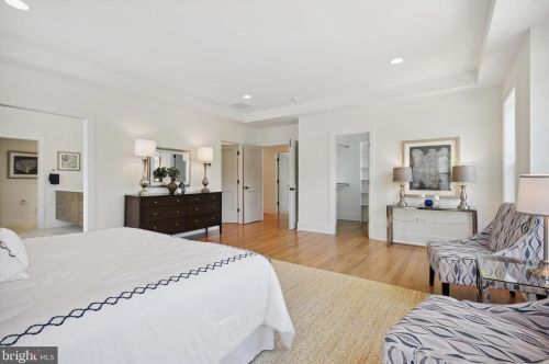 5120 25th Pl, Arlington VA  22207-2603 exterior