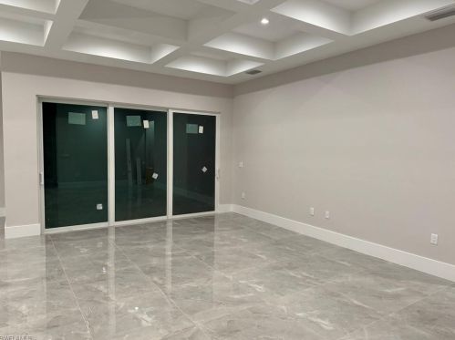 2461 Golden Gate Blvd, Naples FL 34120-3717 exterior